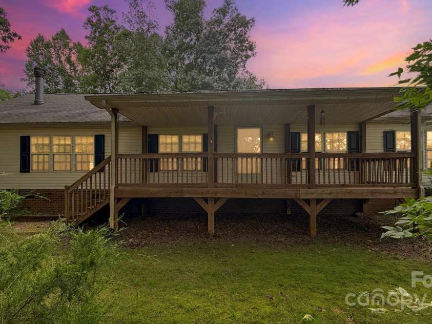 184 Deja Lane, Cleveland, NC 27013.  MLS# CAR4287110, YatesRealty ID 30452. 