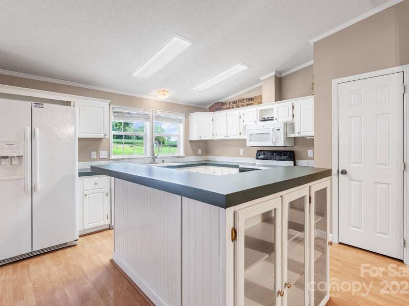 184 Deja Lane, Cleveland, NC 27013.  MLS# CAR4287110, YatesRealty ID 30452. 