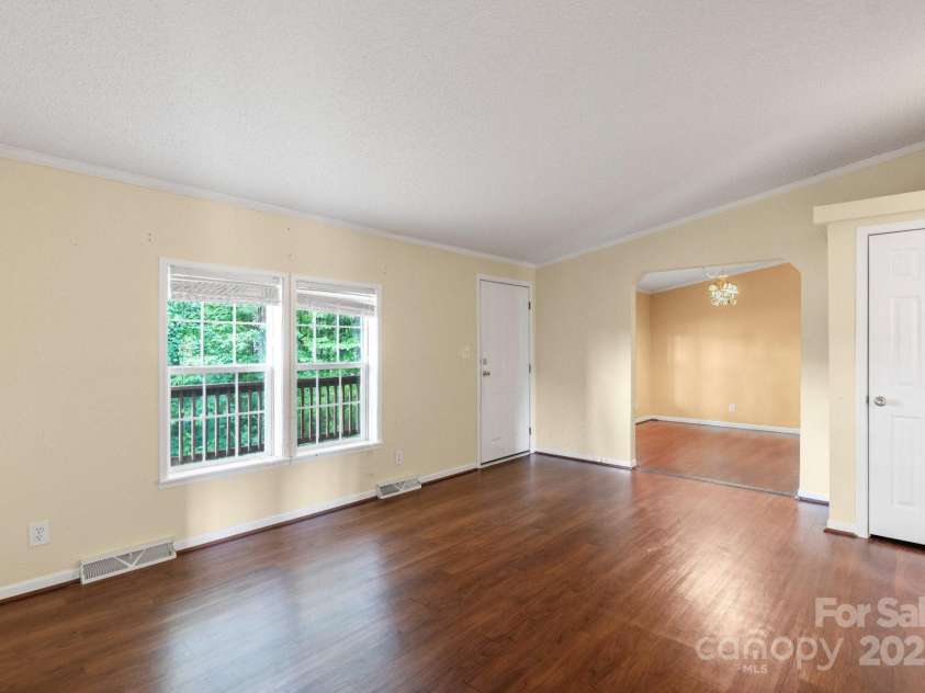 184 Deja Lane, Cleveland, NC 27013.  MLS# CAR4287110, YatesRealty ID 30452. 