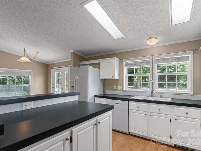 184 Deja Lane, Cleveland, NC 27013.  MLS# CAR4287110, YatesRealty ID 30452. 