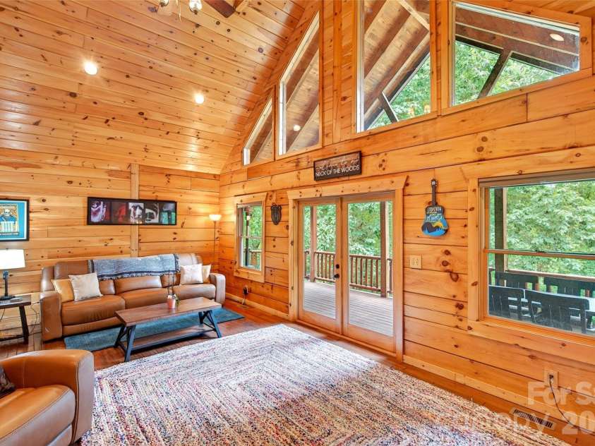 34 Waterfall Drive, Marion, NC 28752.  MLS# CAR4381910, YatesRealty ID 30452. 