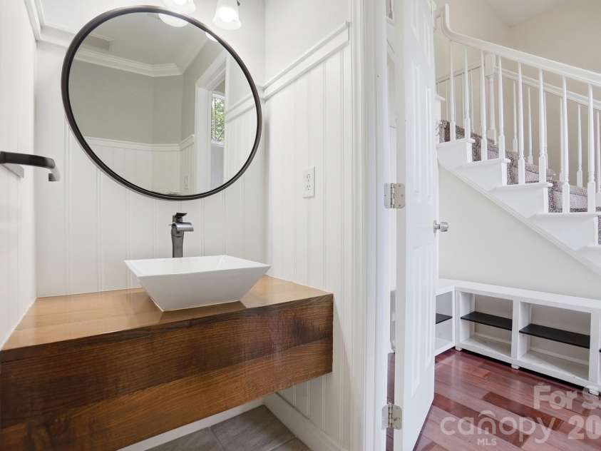 11323 Laurel View Drive, Charlotte, NC 28273.  MLS# CAR4391309, YatesRealty ID 30453. 