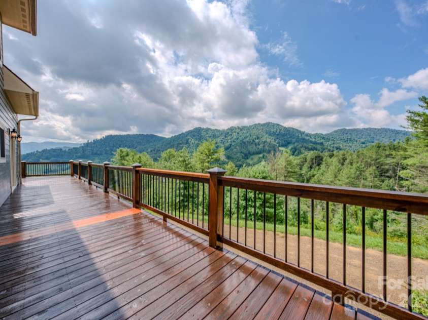 27 Country Beech Lane, Burnsville, NC 28714.  MLS# CAR4288106, YatesRealty ID 30453. View from wrap-around deck
