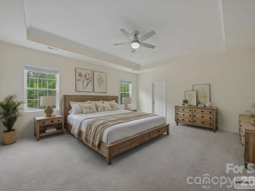 7202 Glenroe Drive, Huntersville, NC 28078.  MLS# CAR4376638, YatesRealty ID 30454. 