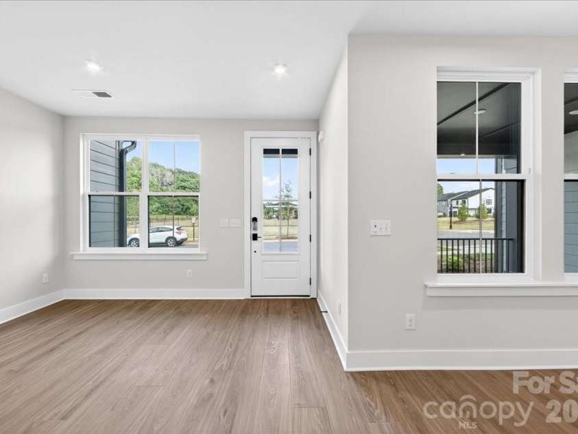 79 Seven Oaks Landing, Belmont, NC 28012.  MLS# CAR4387496, YatesRealty ID 30455. Entry 