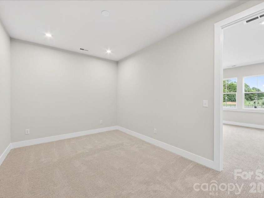 79 Seven Oaks Landing, Belmont, NC 28012.  MLS# CAR4387496, YatesRealty ID 30455. Loft space