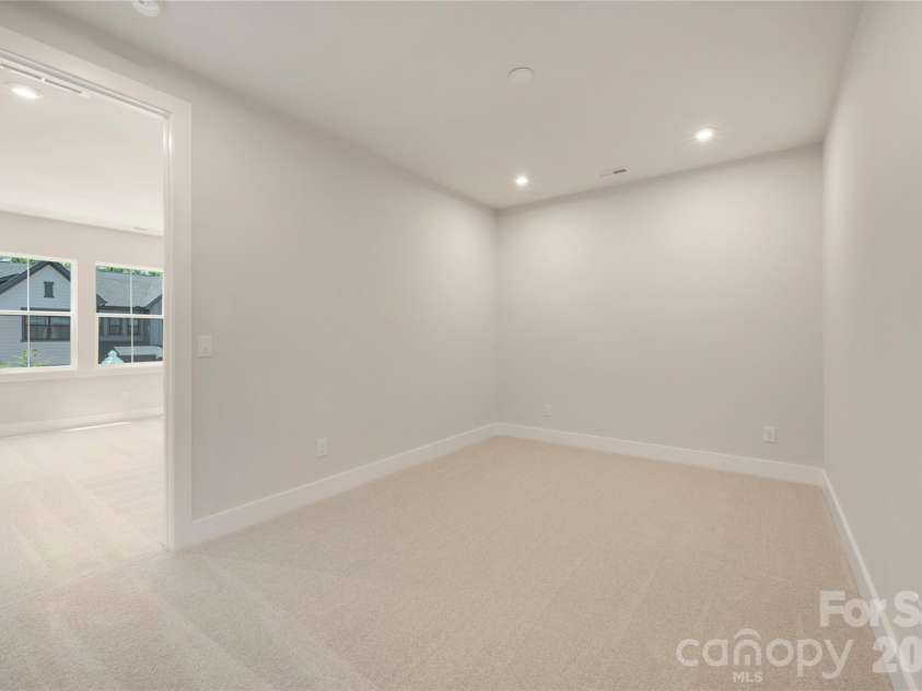 316 Ardmore Drive, Belmont, NC 28012.  MLS# CAR4387503, YatesRealty ID 30456. Loft space
