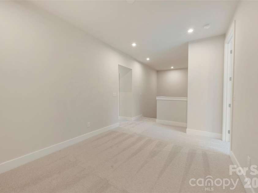 316 Ardmore Drive, Belmont, NC 28012.  MLS# CAR4387503, YatesRealty ID 30456. Second floor landing and loft space