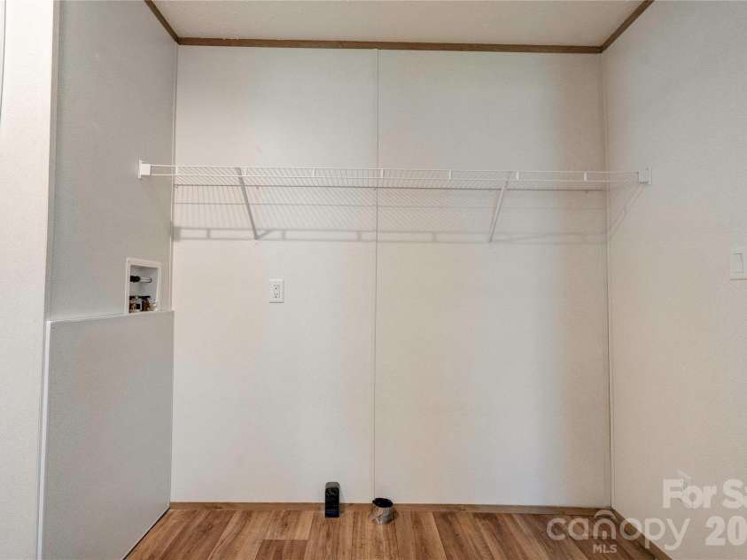 106 Advent Drive, Grover, NC 28073.  MLS# CAR4389271, YatesRealty ID 30459. Laundry Room