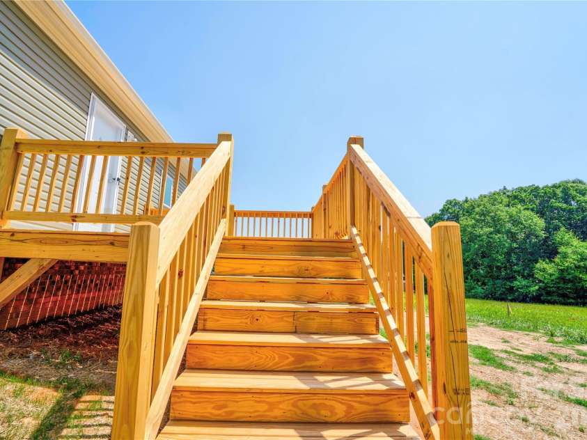 106 Advent Drive, Grover, NC 28073.  MLS# CAR4389271, YatesRealty ID 30459. Rear Deck