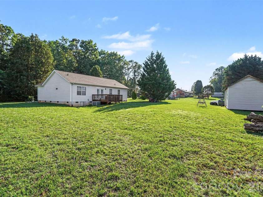 105 3rd Avenue, Hildebran, NC 28637.  MLS# CAR4327231, YatesRealty ID 3046. Green Level Lot