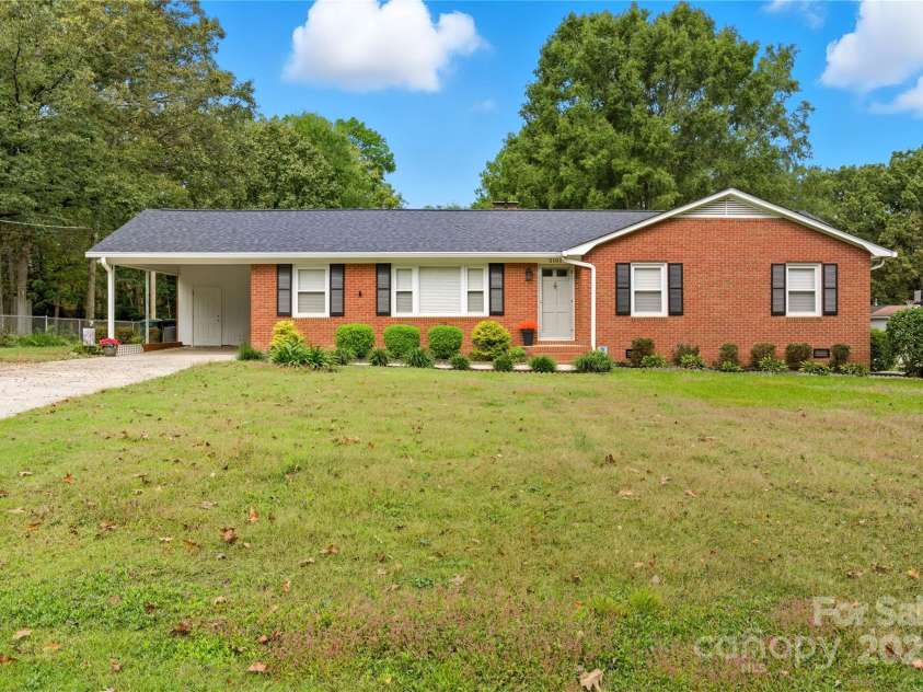 2101 Shady Lane, Monroe, NC 28110.  MLS# CAR4306238, YatesRealty ID 3046. 2101 SHADY LANE