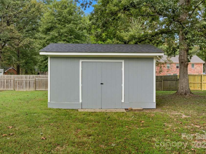 2101 Shady Lane, Monroe, NC 28110.  MLS# CAR4306238, YatesRealty ID 3046. 