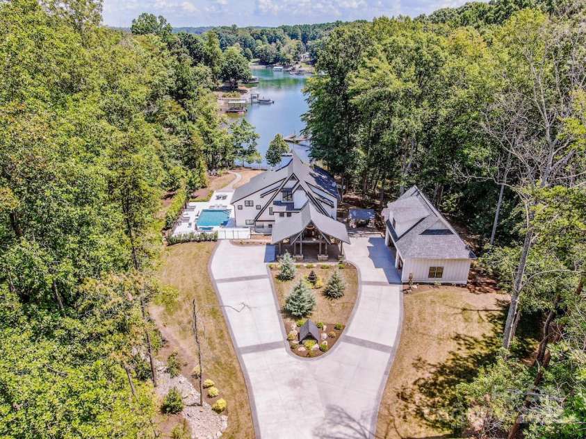 7508 Bankhead Road, Denver, NC 28037.  MLS# CAR4287314, YatesRealty ID 30460. 