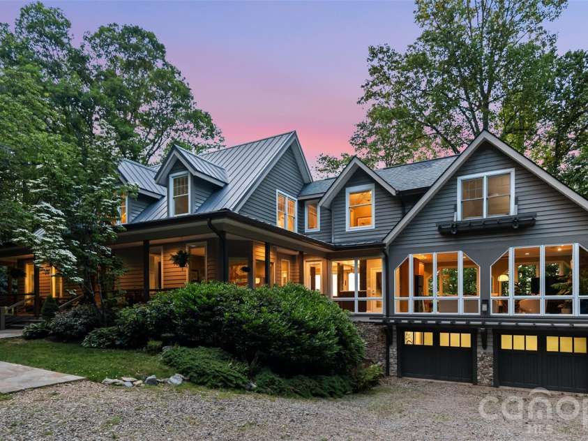 7660 Greenville Highway, Brevard, NC 28712.  MLS# CAR4380206, YatesRealty ID 30460. 