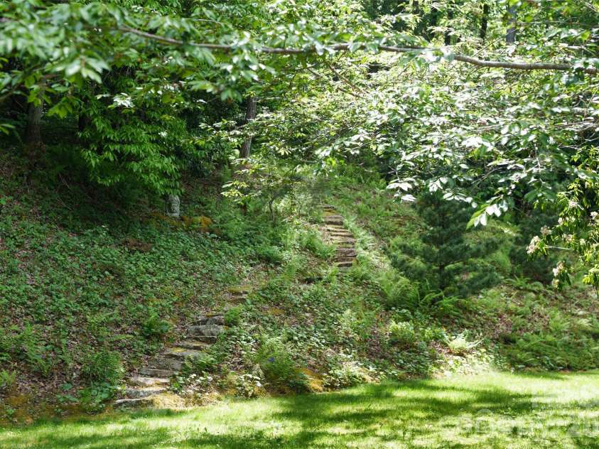 7660 Greenville Highway, Brevard, NC 28712.  MLS# CAR4380206, YatesRealty ID 30460. 