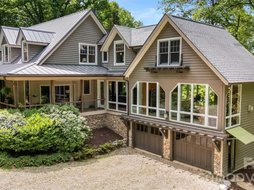 7660 Greenville Highway, Brevard, NC 28712.  MLS# CAR4380206, YatesRealty ID 30460. 