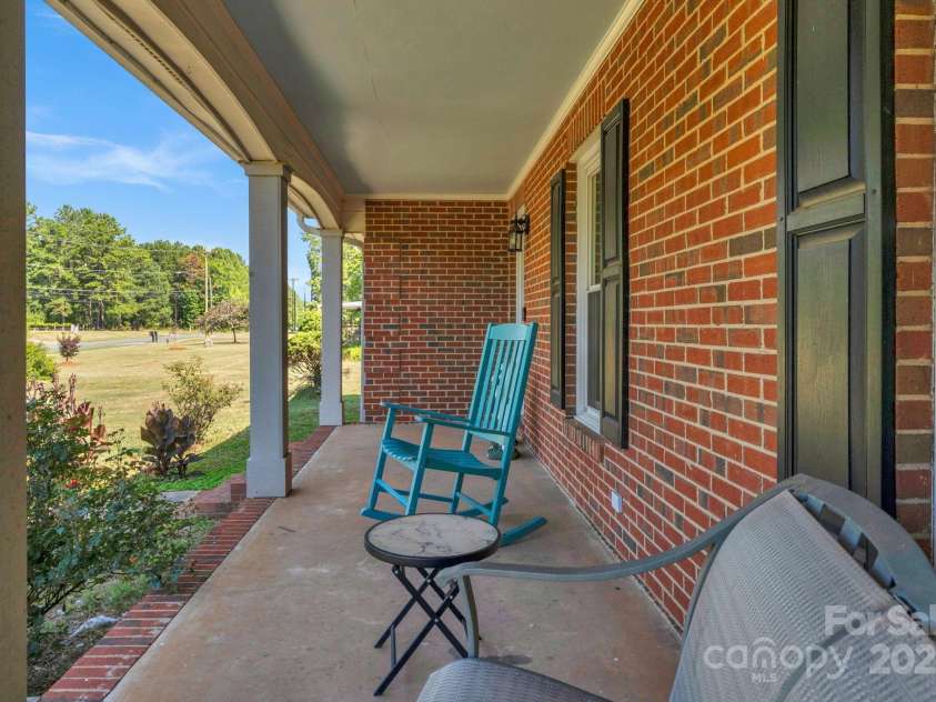 8608 Old Waxhaw Monroe Road, Waxhaw, NC 28173.  MLS# CAR4284352, YatesRealty ID 30462. 