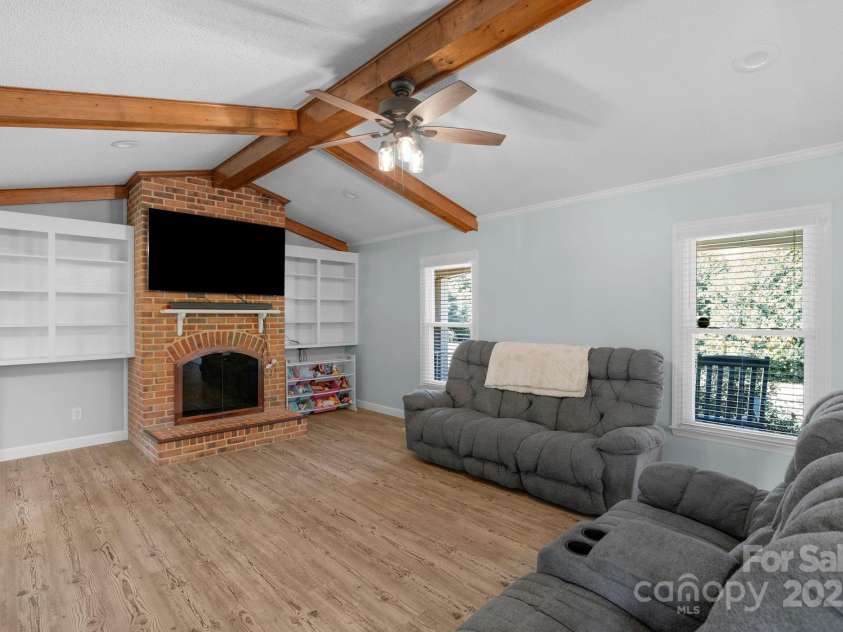 8608 Old Waxhaw Monroe Road, Waxhaw, NC 28173.  MLS# CAR4284352, YatesRealty ID 30462. 