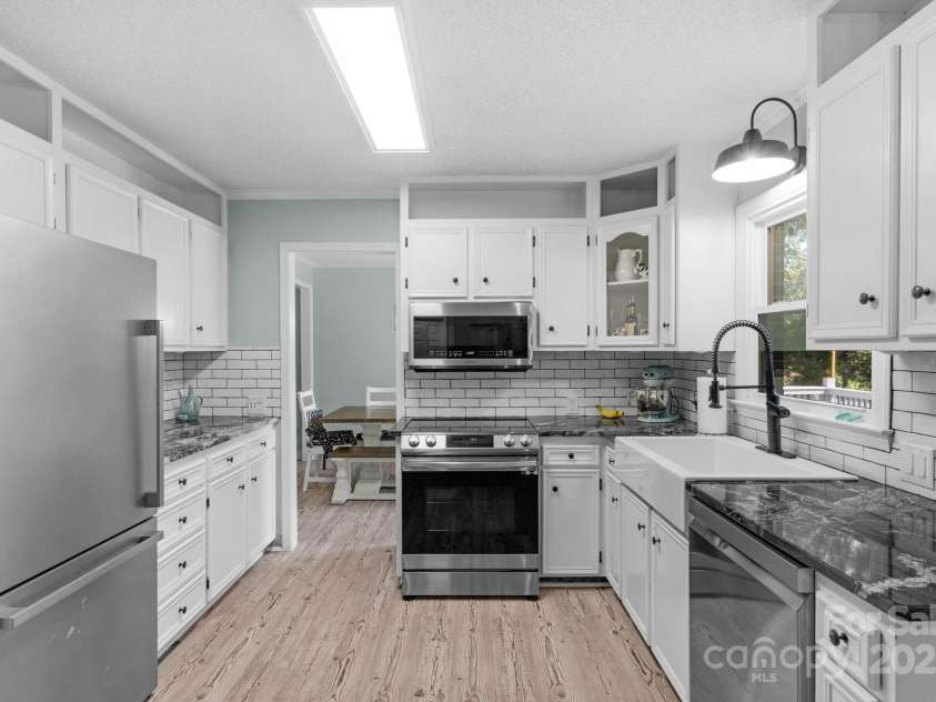 8608 Old Waxhaw Monroe Road, Waxhaw, NC 28173.  MLS# CAR4284352, YatesRealty ID 30462. 