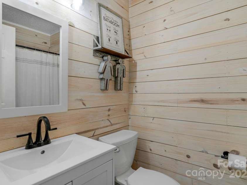 8608 Old Waxhaw Monroe Road, Waxhaw, NC 28173.  MLS# CAR4284352, YatesRealty ID 30462. 