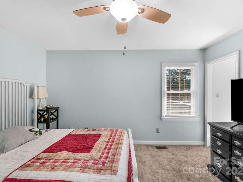 8608 Old Waxhaw Monroe Road, Waxhaw, NC 28173.  MLS# CAR4284352, YatesRealty ID 30462. 