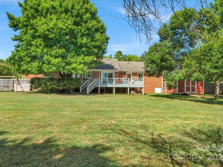 8608 Old Waxhaw Monroe Road, Waxhaw, NC 28173.  MLS# CAR4284352, YatesRealty ID 30462. 