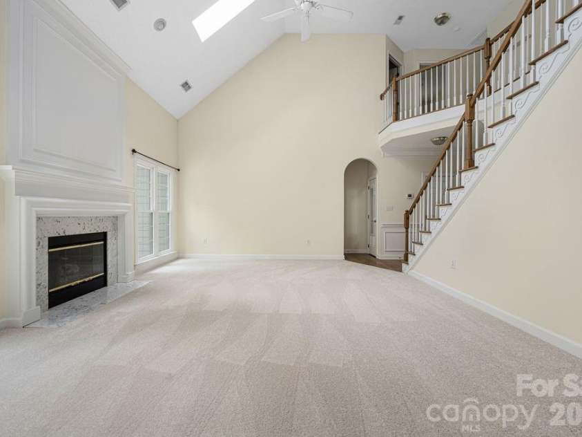 5217 Fairvista Drive, Charlotte, NC 28269.  MLS# CAR4378739, YatesRealty ID 30463. 