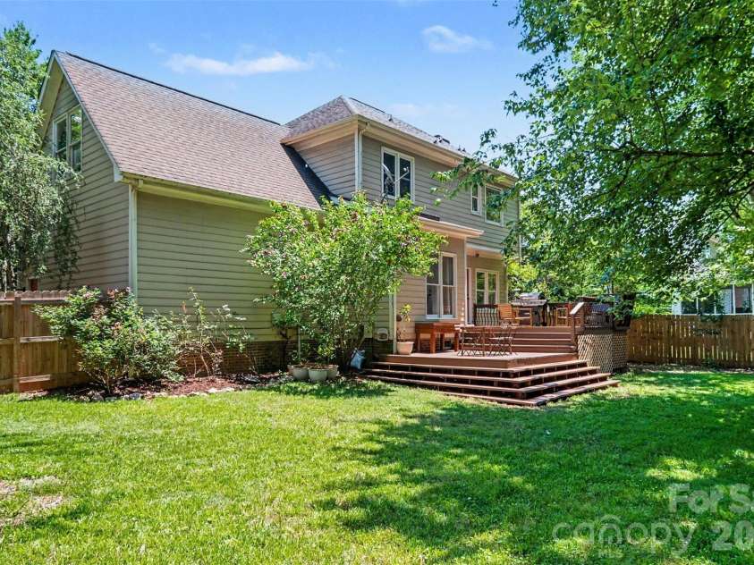14010 Merganzer Court, Charlotte, NC 28273.  MLS# CAR4390782, YatesRealty ID 30465. 