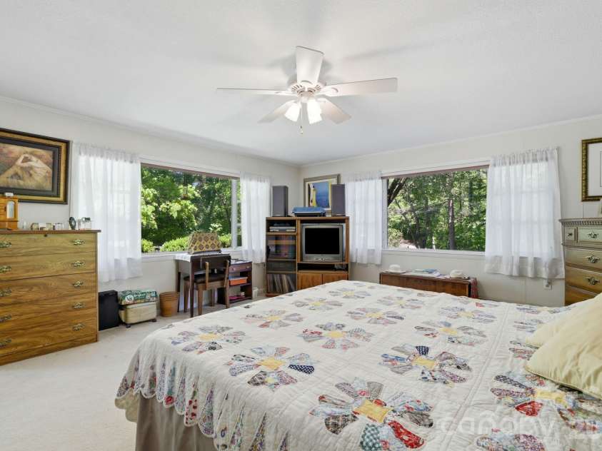 3324 Hwy 28 Road, Bryson City, NC 28713.  MLS# CAR4393444, YatesRealty ID 30466. 