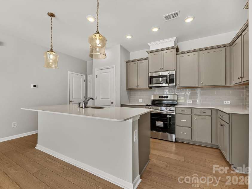 6561 Fire Lily Lane, Charlotte, NC 28216.  MLS# CAR4381611, YatesRealty ID 30467. 