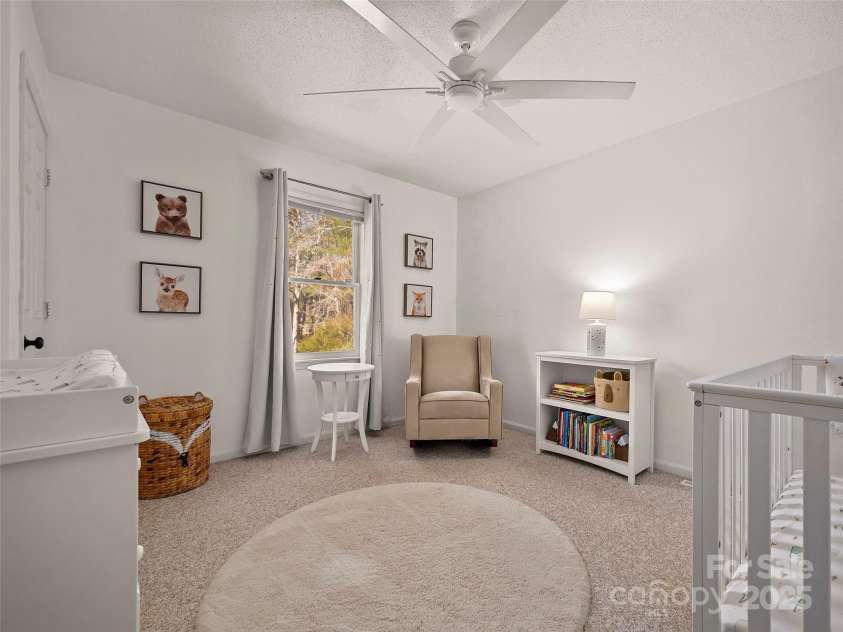4 Bridle Path Court, Hendersonville, NC 28791.  MLS# CAR4229132, YatesRealty ID 30468. 