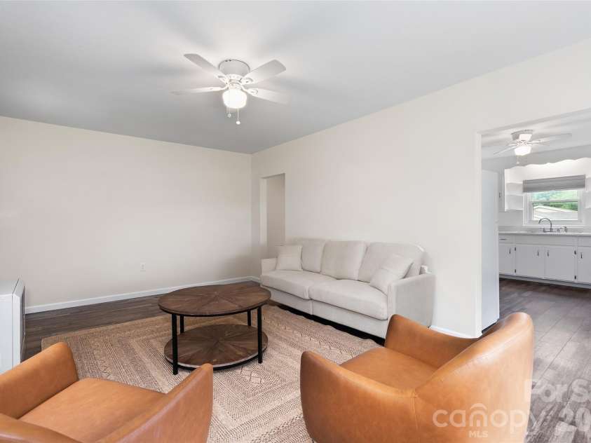 34 Stephens Road, Waynesville, NC 28786.  MLS# CAR4385365, YatesRealty ID 30469. 