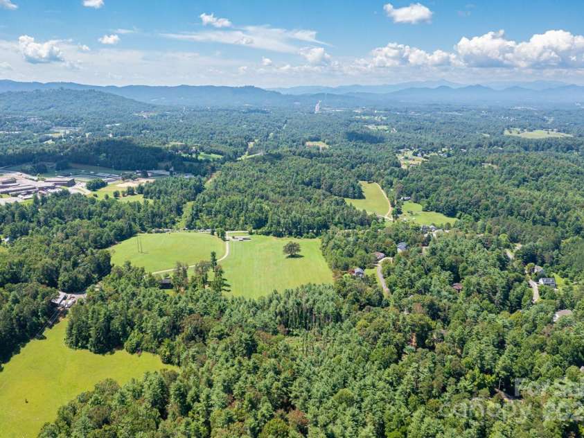 160 Mclean Road, Weaverville, NC 28787.  MLS# CAR4277668, YatesRealty ID 3047. 