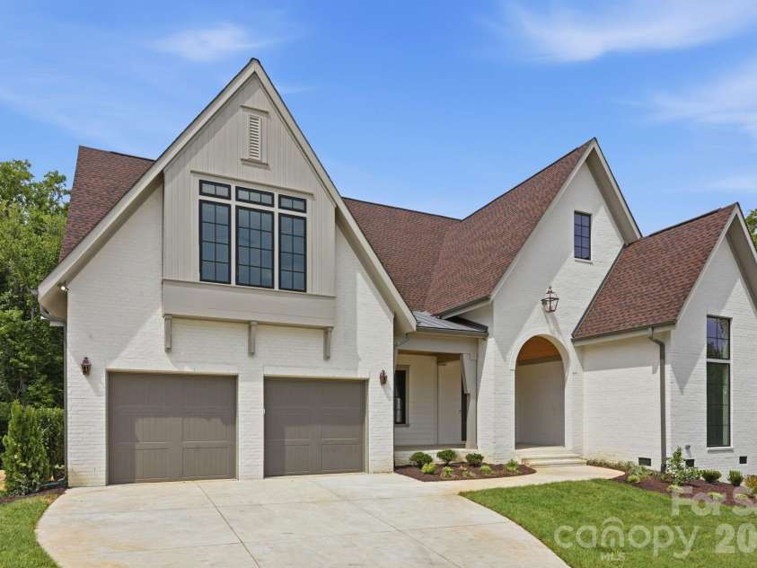 19149 Newburg Hill Road, Davidson, NC 28036.  MLS# CAR4329364, YatesRealty ID 3047. 