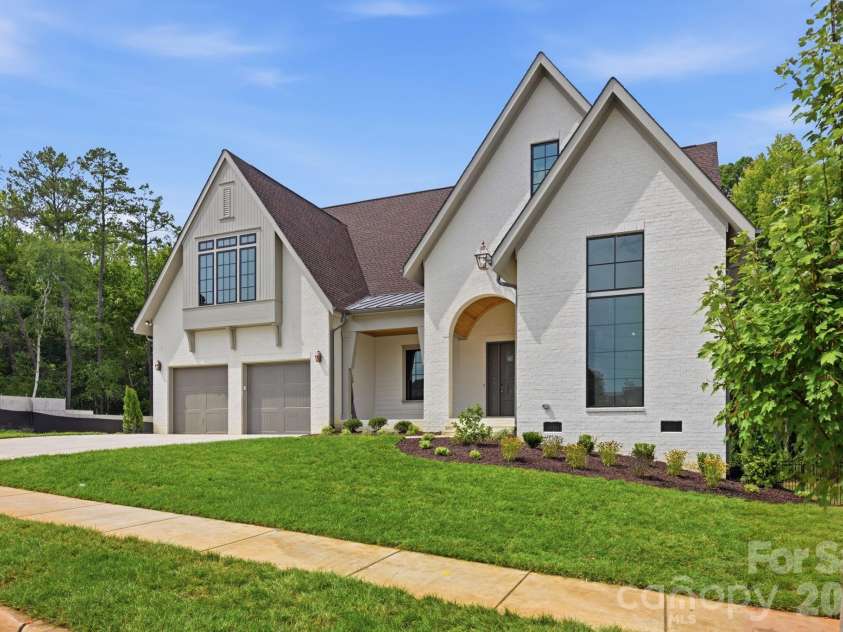 19149 Newburg Hill Road, Davidson, NC 28036.  MLS# CAR4329364, YatesRealty ID 3047. 