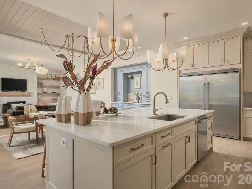 19149 Newburg Hill Road, Davidson, NC 28036.  MLS# CAR4329364, YatesRealty ID 3047. 