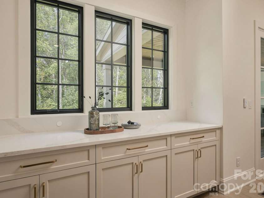 19149 Newburg Hill Road, Davidson, NC 28036.  MLS# CAR4329364, YatesRealty ID 3047. 