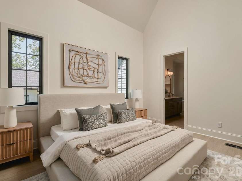 19149 Newburg Hill Road, Davidson, NC 28036.  MLS# CAR4329364, YatesRealty ID 3047. 