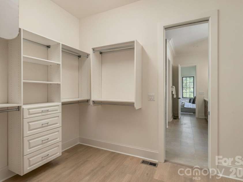 19149 Newburg Hill Road, Davidson, NC 28036.  MLS# CAR4329364, YatesRealty ID 3047. 
