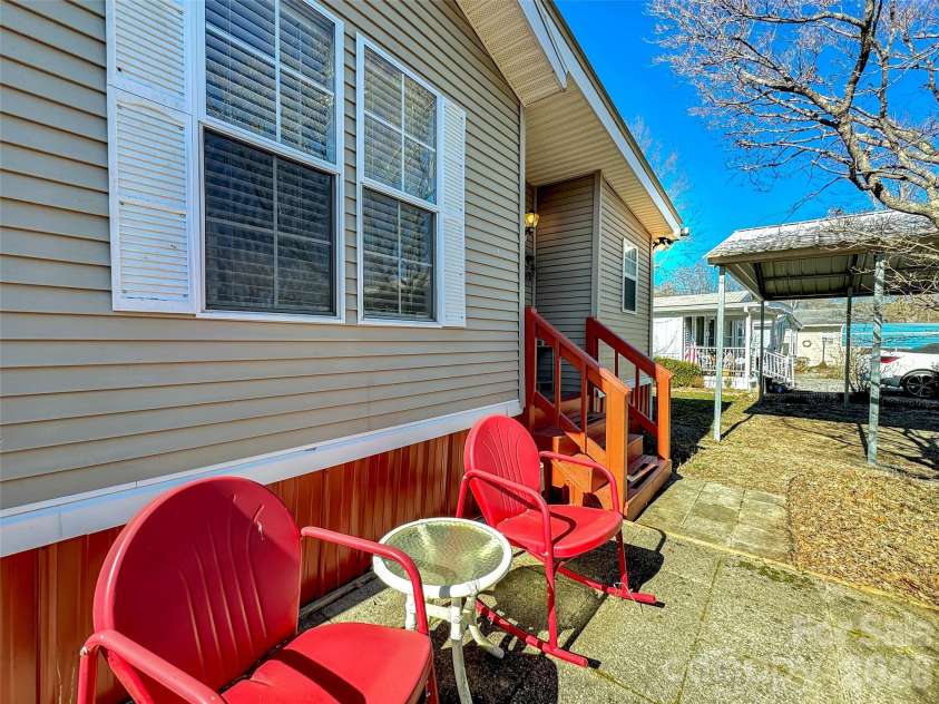 312 Mallard Loop, Waynesville, NC 28785.  MLS# CAR4338510, YatesRealty ID 3047. 