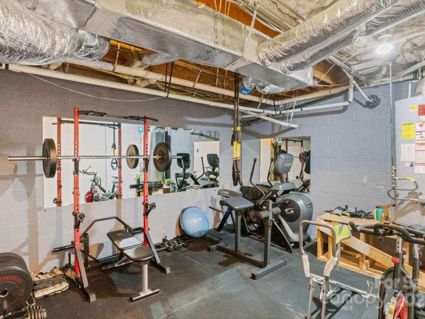 1032 Spyglass Lane, Waxhaw, NC 28173.  MLS# CAR4269665, YatesRealty ID 30472. 