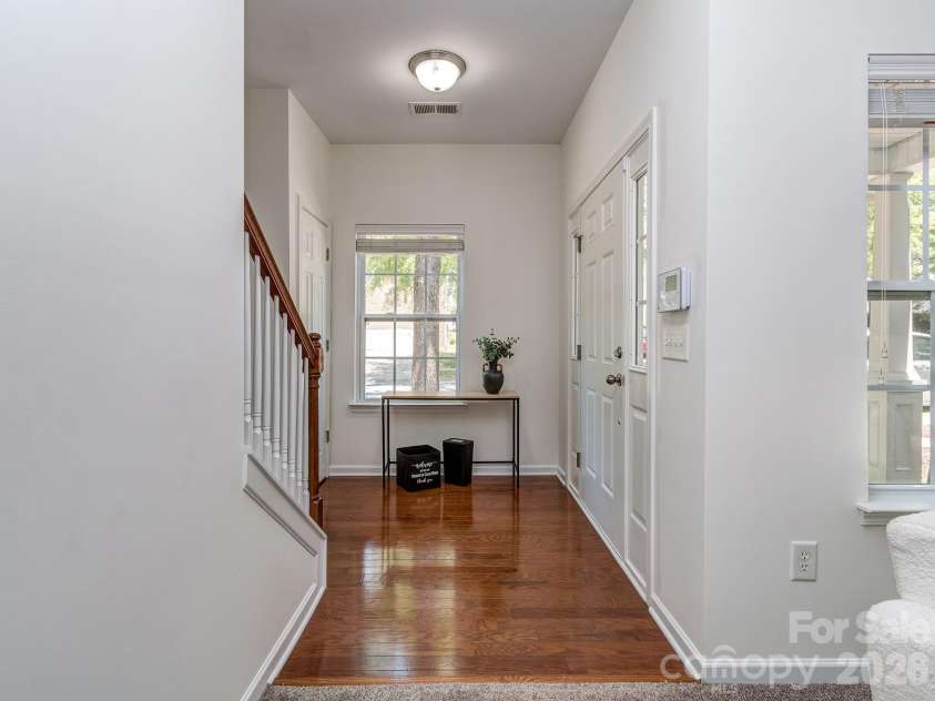 9627 Turning Wheel Drive, Charlotte, NC 28214.  MLS# CAR4384303, YatesRealty ID 30472. Foyer