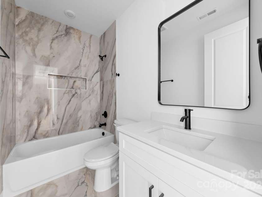13109 Homewood Drive, Charlotte, NC 28262.  MLS# CAR4254239, YatesRealty ID 30473. Bathroom