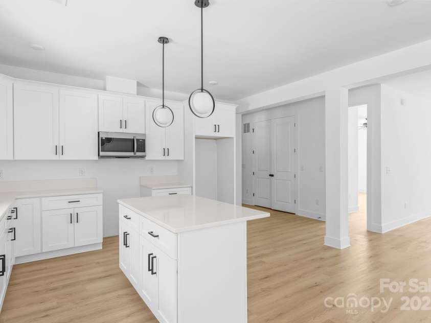 13109 Homewood Drive, Charlotte, NC 28262.  MLS# CAR4254239, YatesRealty ID 30473. Kitchen