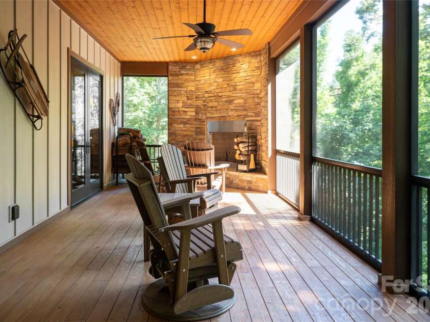 145 Glen Trillium Drive, Fletcher, NC 28732.  MLS# CAR4385771, YatesRealty ID 30473. 