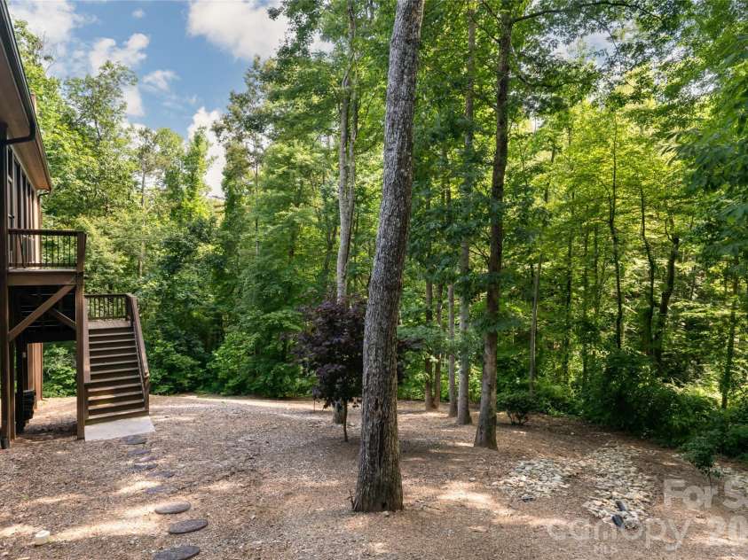 145 Glen Trillium Drive, Fletcher, NC 28732.  MLS# CAR4385771, YatesRealty ID 30473. 