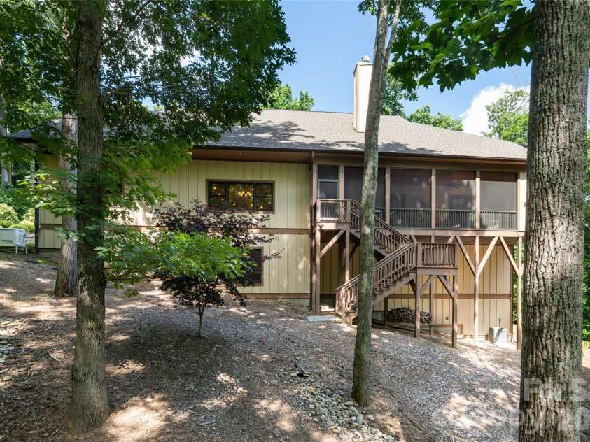 145 Glen Trillium Drive, Fletcher, NC 28732.  MLS# CAR4385771, YatesRealty ID 30473. 