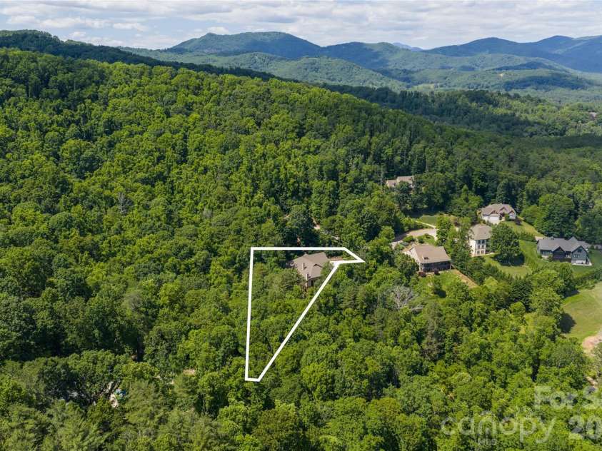 145 Glen Trillium Drive, Fletcher, NC 28732.  MLS# CAR4385771, YatesRealty ID 30473. 