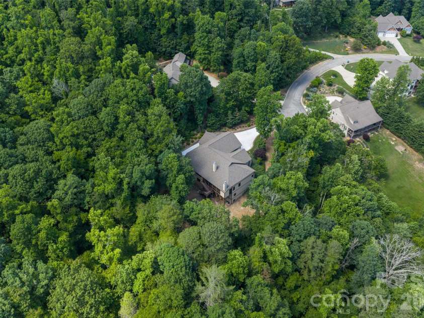 145 Glen Trillium Drive, Fletcher, NC 28732.  MLS# CAR4385771, YatesRealty ID 30473. 